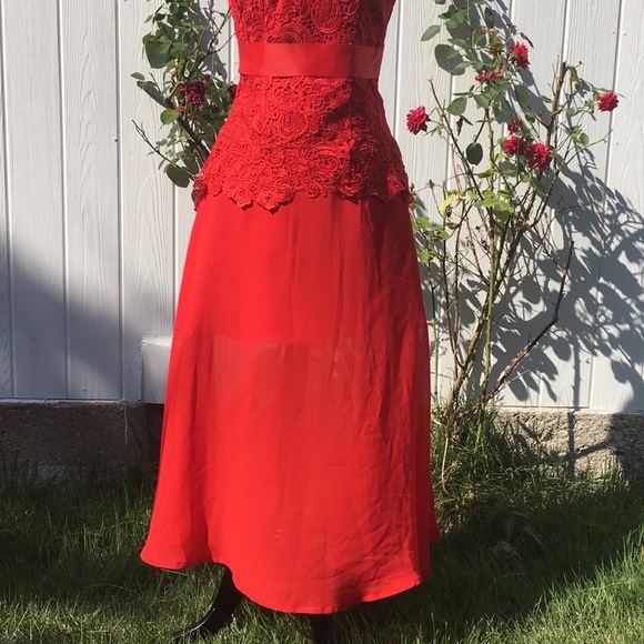 Gorgeous Chinese Red Wedding Dress, M - Picture 6 of 9